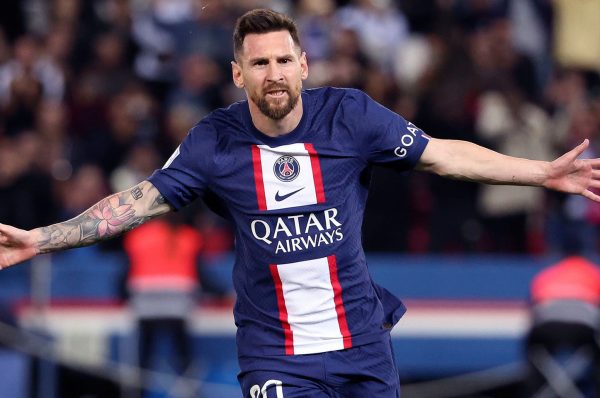 Messi “Barselona”nın hədəfində